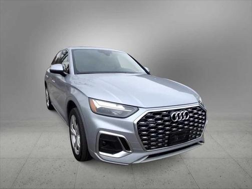 2022 Audi Q5 Sportback Premium Plus 45 TFSI S line quattro S tronic