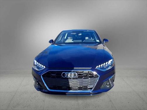 2023 Audi A4 Premium 45 TFSI S line quattro S tronic