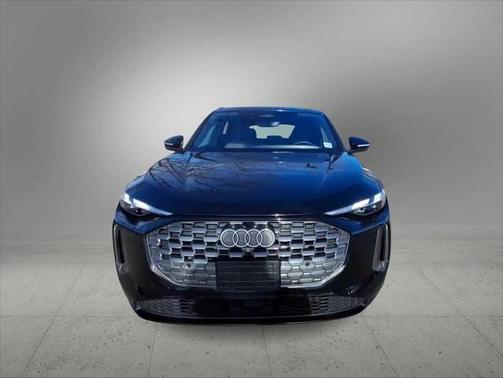 2025 Audi Q5 Premium TFSI quattro S tronic