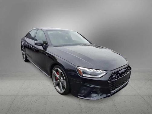 2023 Audi A4 Premium Plus 45 TFSI S line quattro S tronic