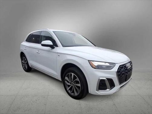 2023 Audi Q5 Premium Plus 45 TFSI S line quattro