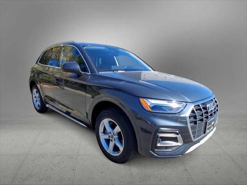2024 Audi Q5 Premium 40 TFSI quattro S tronic