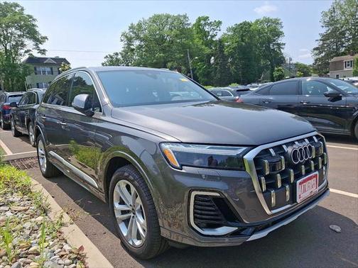 2025 Audi Q7 Premium Plus 55 TFSI quattro Tiptronic