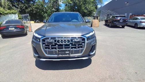 2025 Audi Q7 Premium Plus 55 TFSI quattro Tiptronic