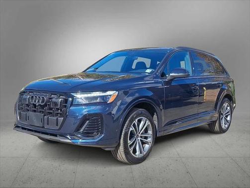 2025 Audi Q7 Premium 45 TFSI quattro Tiptronic