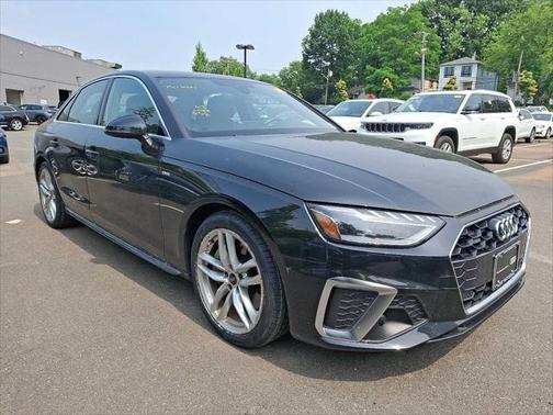 2022 Audi A4 Premium Plus 45 TFSI S line quattro S tronic