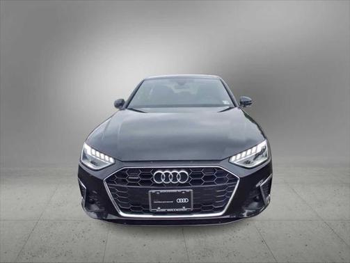 2022 Audi A4 Premium Plus 45 TFSI S line quattro S tronic