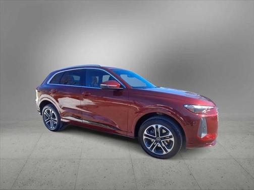 2025 Audi Q5 Premium TFSI quattro S tronic