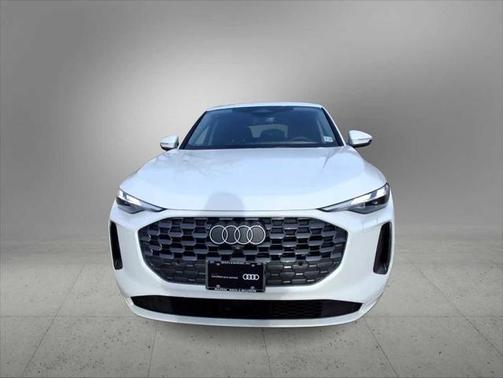 2025 Audi Q5 Premium TFSI quattro S tronic