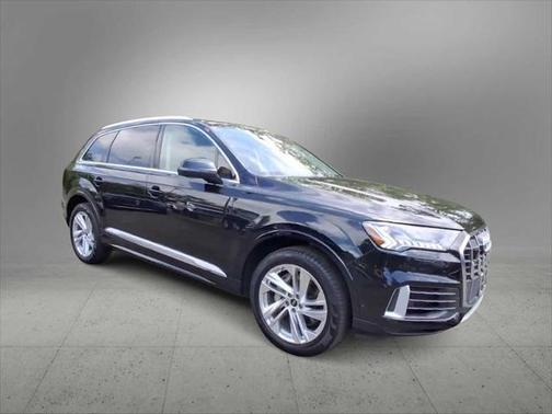2024 Audi Q7 Premium Plus 55 TFSI quattro Tiptronic