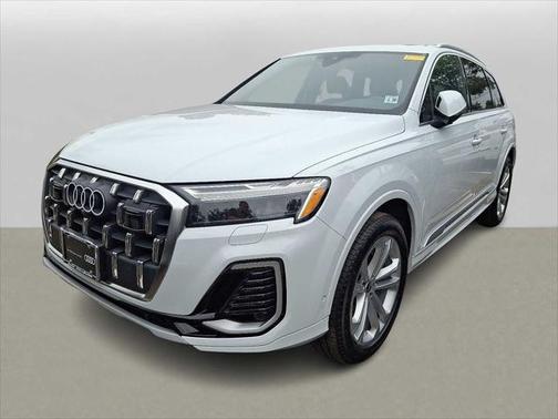 2025 Audi Q7 Premium Plus 55 TFSI quattro Tiptronic