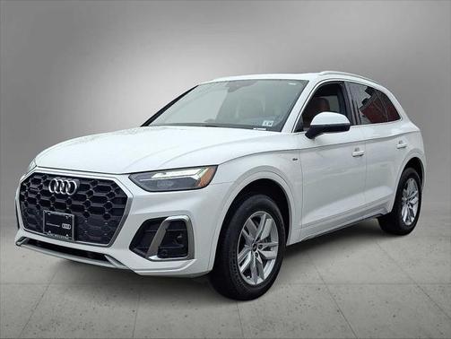 2023 Audi Q5 Premium 45 TFSI S line quattro