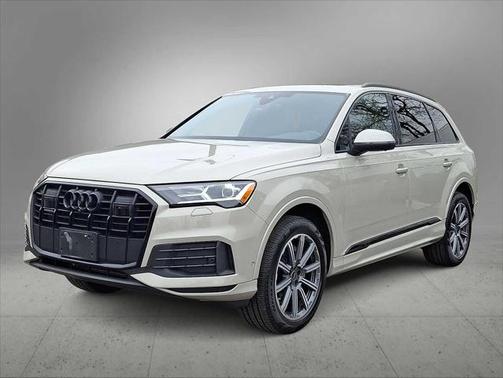 2023 Audi Q7 Premium Plus 45 TFSI quattro Tiptronic