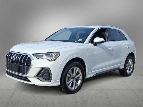 2022 Audi Q3 Premium Plus 45 TFSI S line quattro Tiptronic