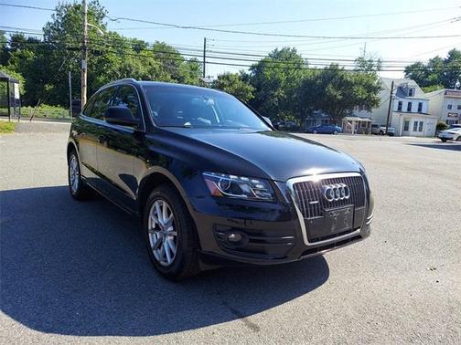 Photo 4 of 31 of 2012 Audi Q5 2.0T Premium