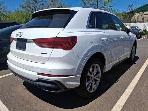 2022 Audi Q3 Premium 45 TFSI S line quattro Tiptronic