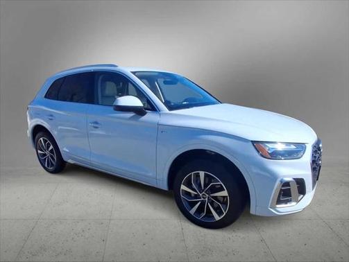 2023 Audi Q5 Premium 45 TFSI S line quattro