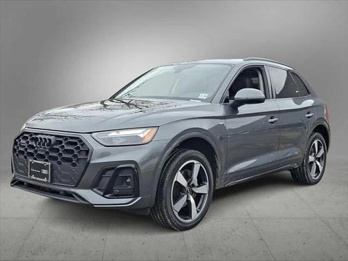 2023 Audi Q5 Premium Plus 45 TFSI S line quattro