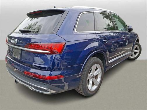 2022 Audi Q7 Premium 45 TFSI quattro Tiptronic