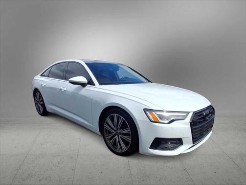 2022 Audi A6 Premium Plus 45 TFSI quattro S tronic