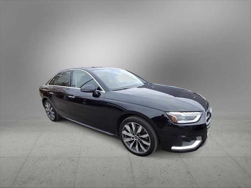 2023 Audi A4 Premium 40 TFSI quattro S tronic