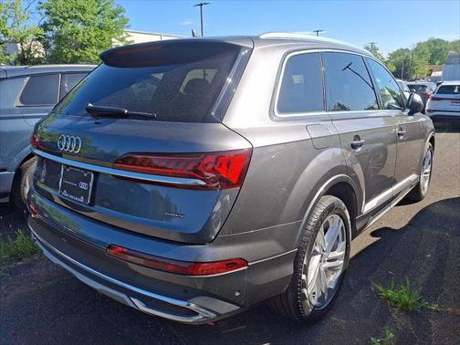 2022 Audi Q7 Premium Plus 45 TFSI quattro Tiptronic