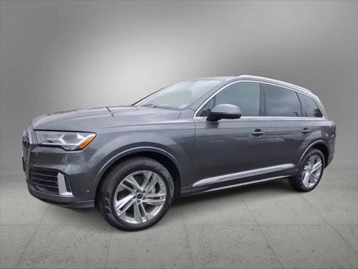 2022 Audi Q7 Premium Plus 45 TFSI quattro Tiptronic