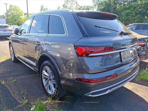 2022 Audi Q7 Premium Plus 45 TFSI quattro Tiptronic