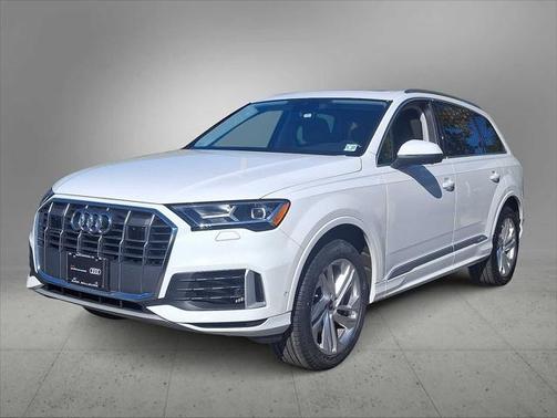 2022 Audi Q7 Premium Plus 55 TFSI quattro Tiptronic