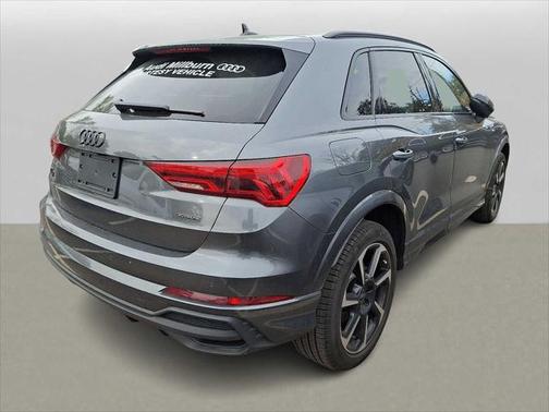 2025 Audi Q3 Premium 45 TFSI S line quattro Tiptronic