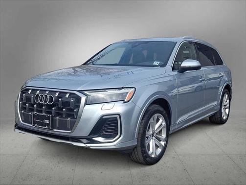 2025 Audi Q7 Premium 55 TFSI quattro Tiptronic