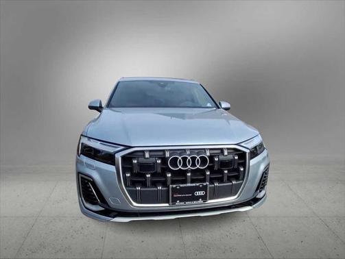2025 Audi Q7 Premium 55 TFSI quattro Tiptronic
