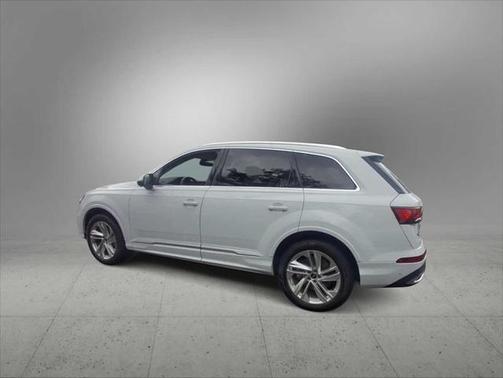 2024 Audi Q7 Premium Plus 55 TFSI quattro Tiptronic