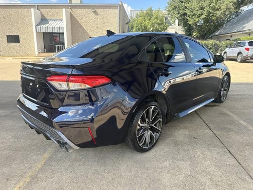 Blue 2022 Toyota Corolla SE