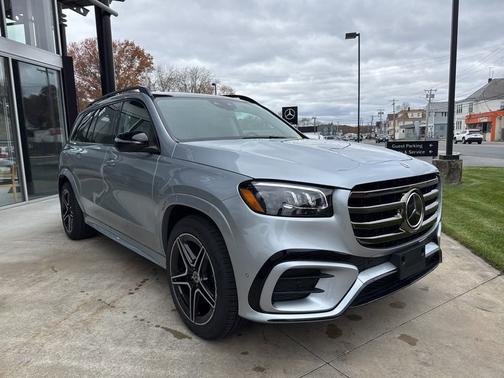 2025 Mercedes-Benz GLS 450 