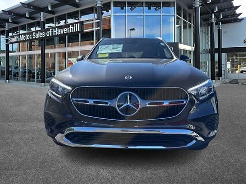 Graphite Grey Metallic 2026 Mercedes-Benz GLC 300