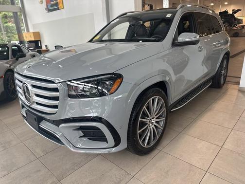 2025 Mercedes-Benz GLS 450