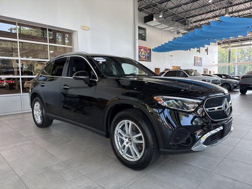 2025 Mercedes-Benz GLC 300 4MATIC