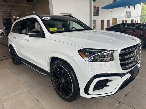 2025 Mercedes-Benz GLS 450 4MATIC