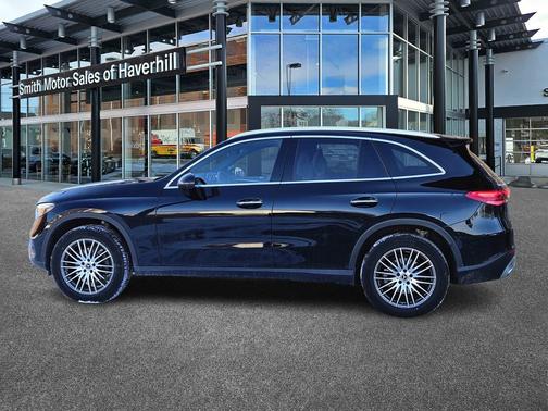 2026 Mercedes-Benz GLC 300 4MATIC