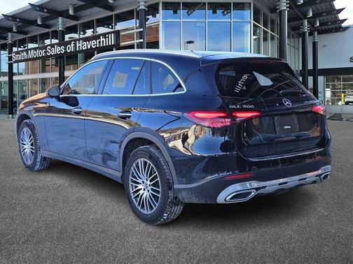 2026 Mercedes-Benz GLC 300 4MATIC