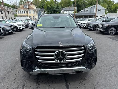 2025 Mercedes-Benz GLS 450 