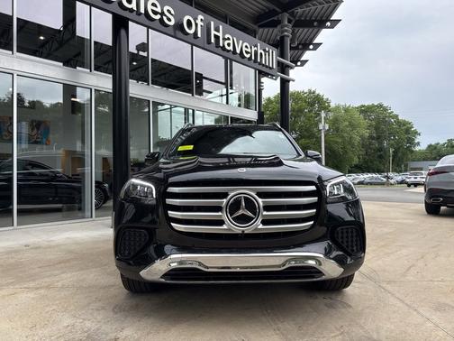 2025 Mercedes-Benz GLS 450 