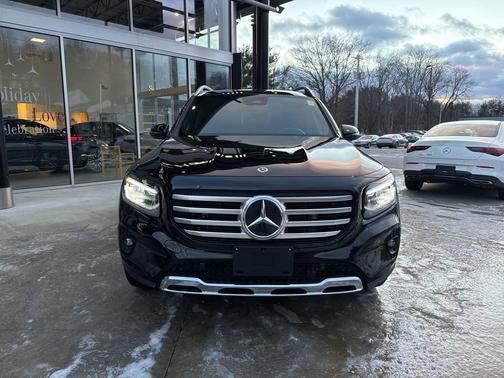 2024 Mercedes-Benz GLB 250 