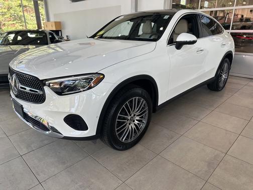 2025 Mercedes-Benz GLC 300