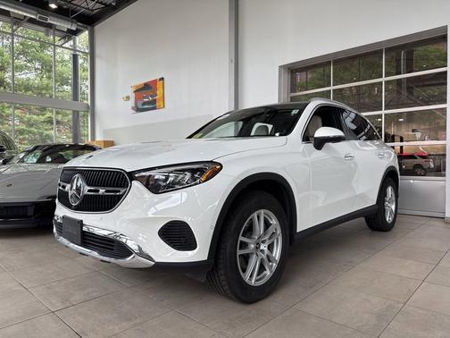 2025 Mercedes-Benz GLC 300 4MATIC