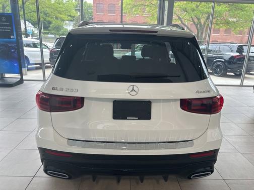 2024 Mercedes-Benz GLB 250 Base