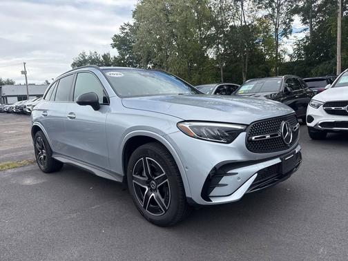 2025 Mercedes-Benz GLC 300 4MATIC
