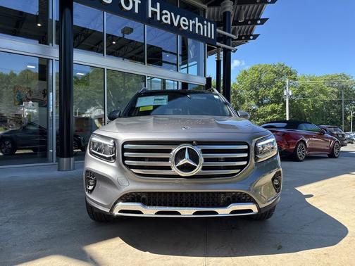 2025 Mercedes-Benz GLB 250 4MATIC