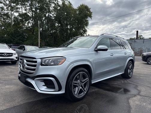 2025 Mercedes-Benz GLS 450 4MATIC